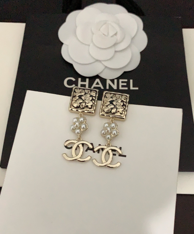 Ch**el earrings